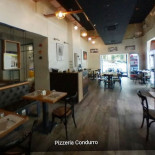 Pizzeria Condurro Via D’annibale À l'intérieur