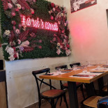 Pizzeria Condurro Via D’annibale À l'intérieur