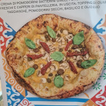 Caprizza Brescia Food