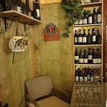 Due Bicchieri Gourmet Pizzeria À l'intérieur
