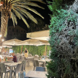 Due Bicchieri Gourmet Pizzeria Exterior