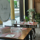 Amale Pizzeria Contemporanea À l'intérieur