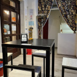 Infernotto Yum Pub À l'intérieur