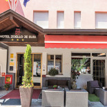 Zoello Exterior