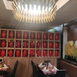 Da Jin Feng À l'intérieur