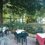 Platz Pizzeria Exterior