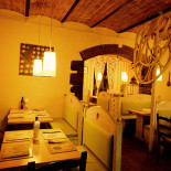 Tanaquilla À l'intérieur
