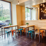 Flower Burger Dentro