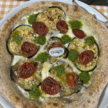 Semplice La Buona Pizza, Fatta A Mano Essen
