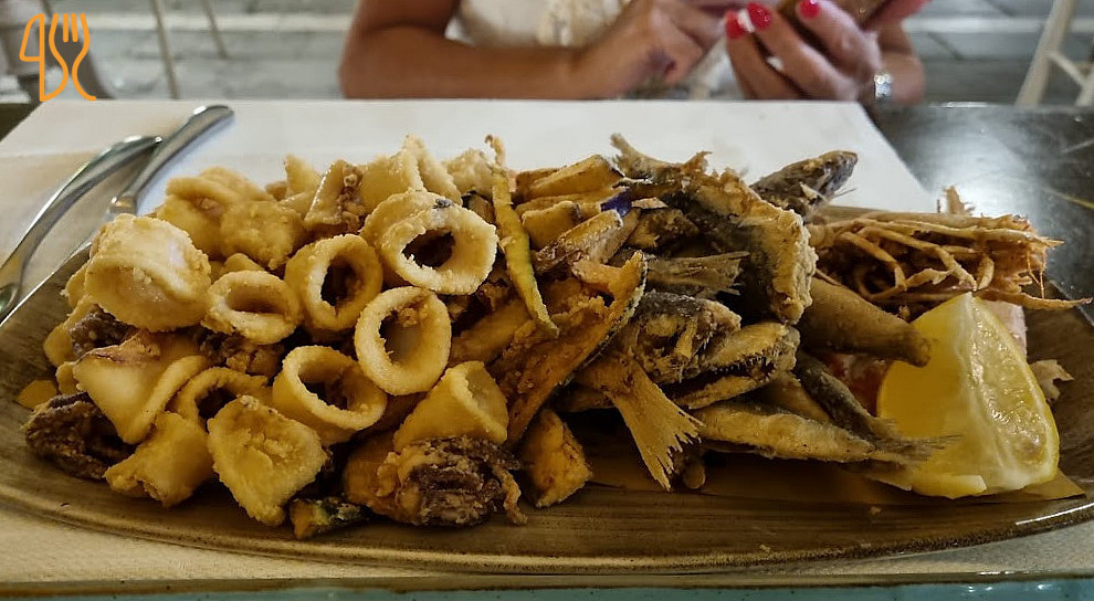 Gioviale Comida
