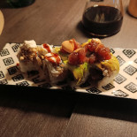 Makai Uramakeria Sushi Carta