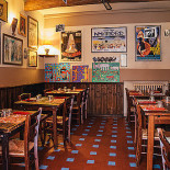 Piccola Osteria Del Borgo À l'intérieur