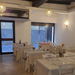 Cavour Inside