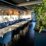 Gao Dynasty's Sushi Mozzate Dentro