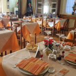 Ristorante Pizzeria Bar San Pietro À l'intérieur