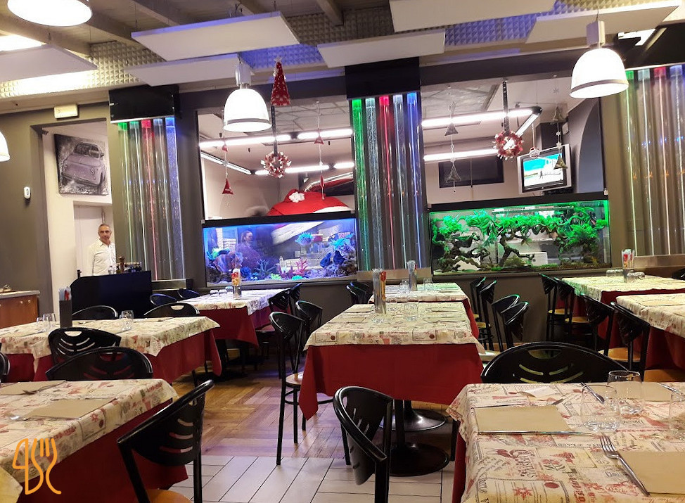 La Taverna À l'intérieur