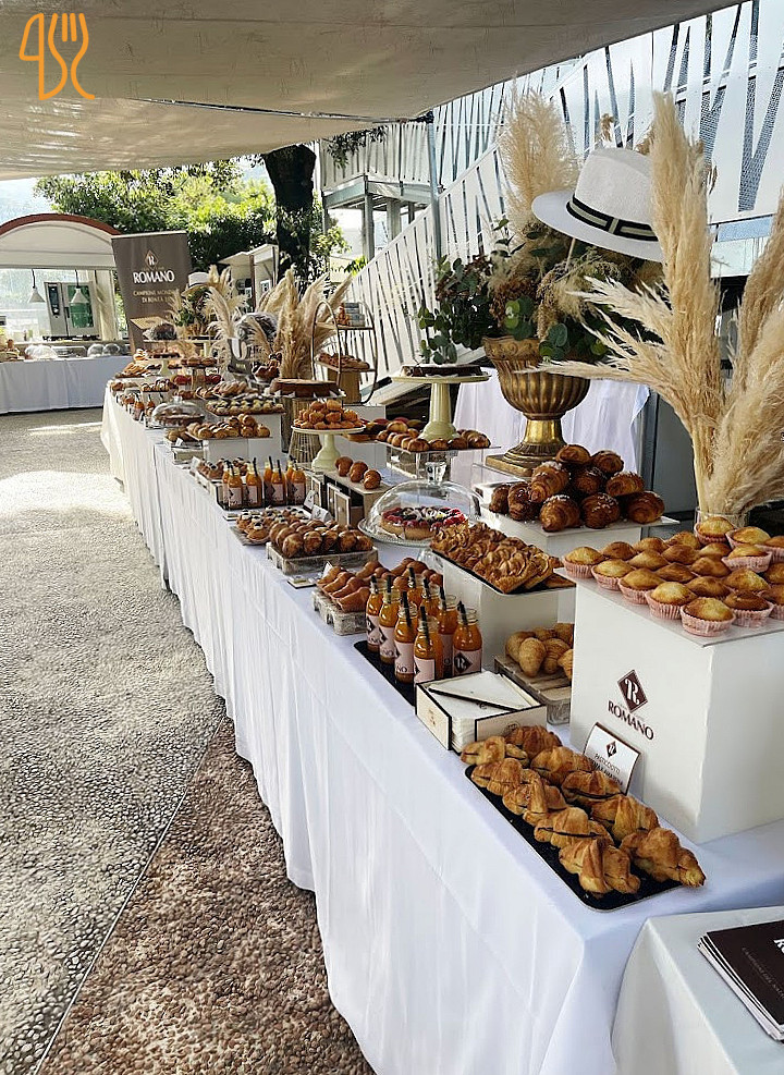 Gran Caffe' Romano Exterior