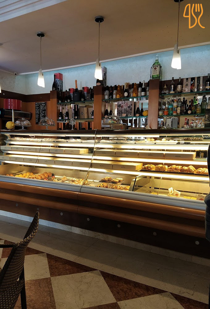 Gran Caffe' Romano Innen
