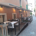 Taverna Außen