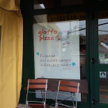 Giotto Pizza. À l'intérieur