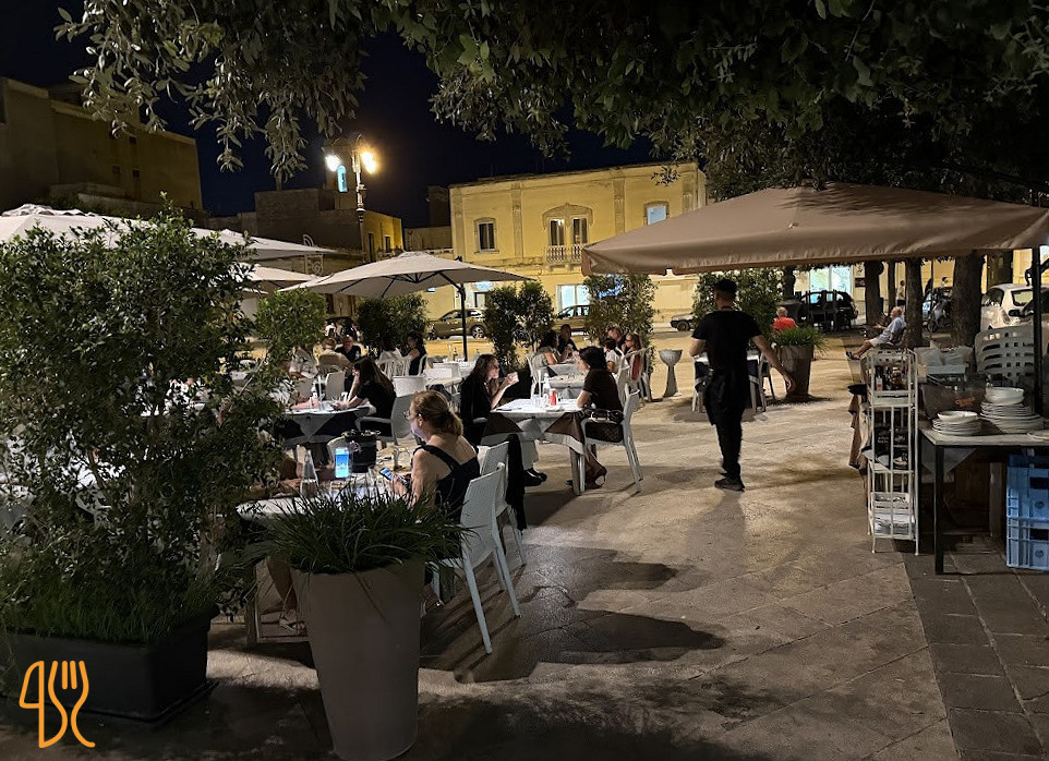 Al 76 Da Michele Pizzeria.braceria. Exterior