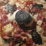 Al 76 Da Michele Pizzeria.braceria. Essen