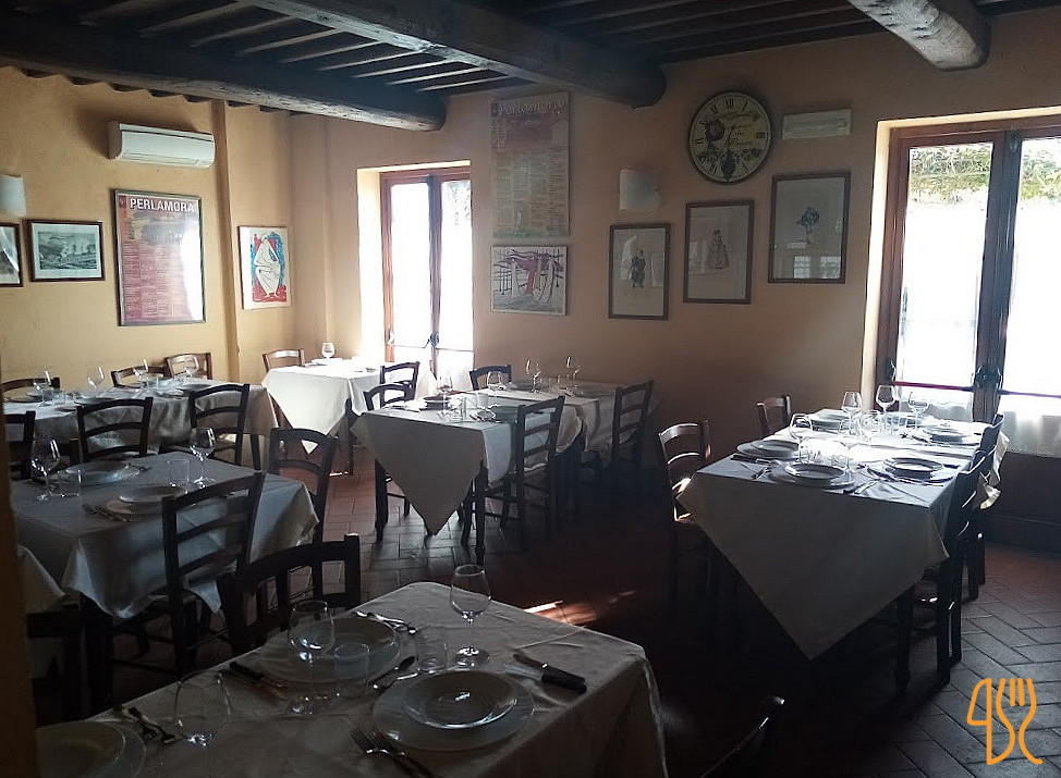 Perlamora À l'intérieur