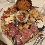 Perlamora Essen