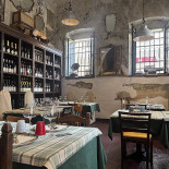 Imperatore Champagneria Vineria Innen