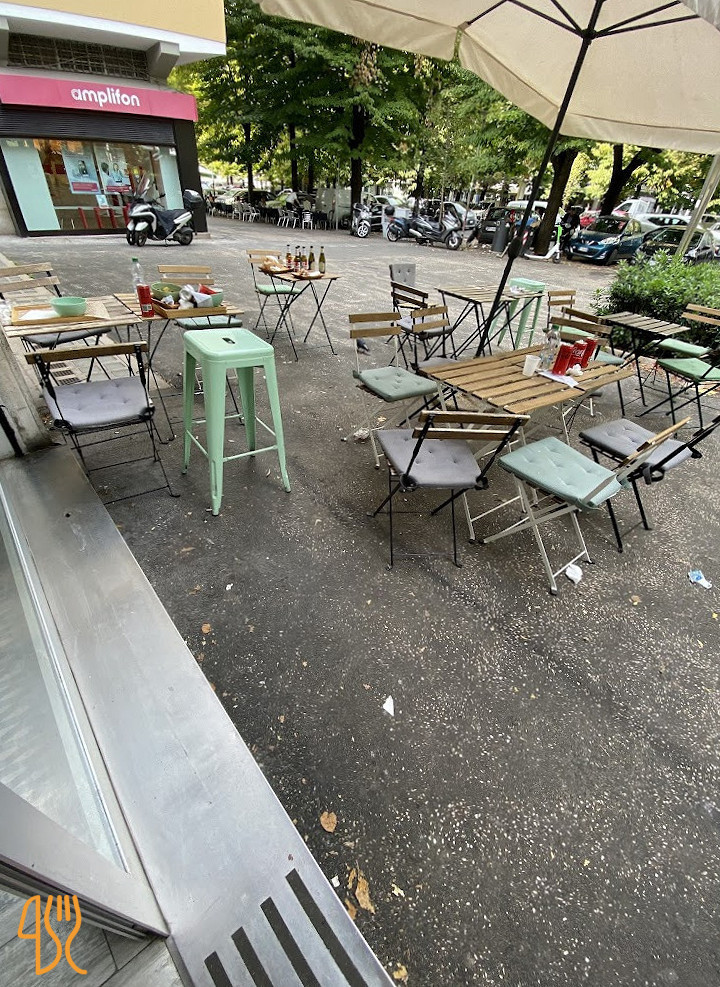 Panina Panini E Poke Extérieur