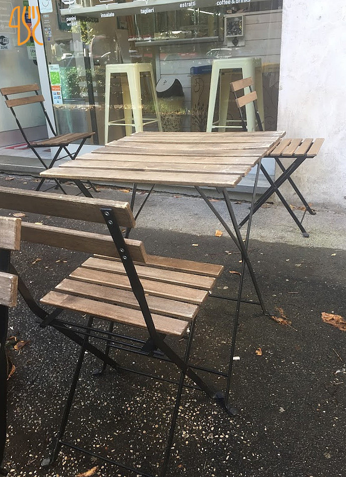 Panina Panini E Poke Extérieur