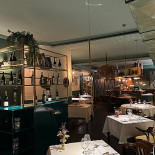L'acciuga Osteria À l'intérieur