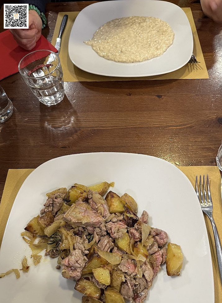 Cadrega E Bicer Nourriture