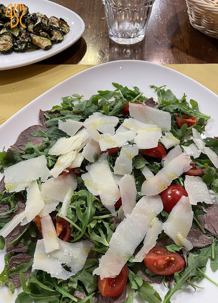 Cadrega E Bicer Nourriture