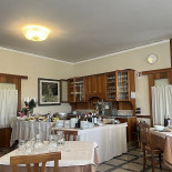 Al Caron À l'intérieur