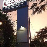Chariot Außen