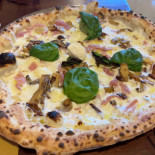 Pizzeria Antonio E Manu Quarto Nourriture