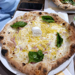Pizzeria Antonio E Manu Quarto Essen
