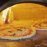 Pizzeria Antonio E Manu Quarto Comida