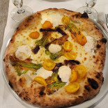 Meucci Pizzeria Nourriture