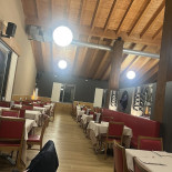 Makeroni Pizzeria À l'intérieur