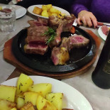 Rosso Crudo Nourriture