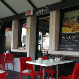Dillon's Coffee Fast Food Dentro