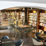 Il Caffe Dei Libri Trieste À l'intérieur