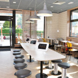 Mcdonald's Dentro