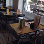 Reef Cafe Dentro