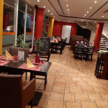 Reef Cafe Inside