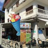 Cafe Corin Outside