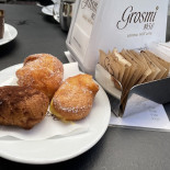 Grosmi Caffè Nourriture
