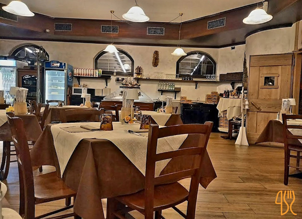 Pizzeria Red Fox Dentro